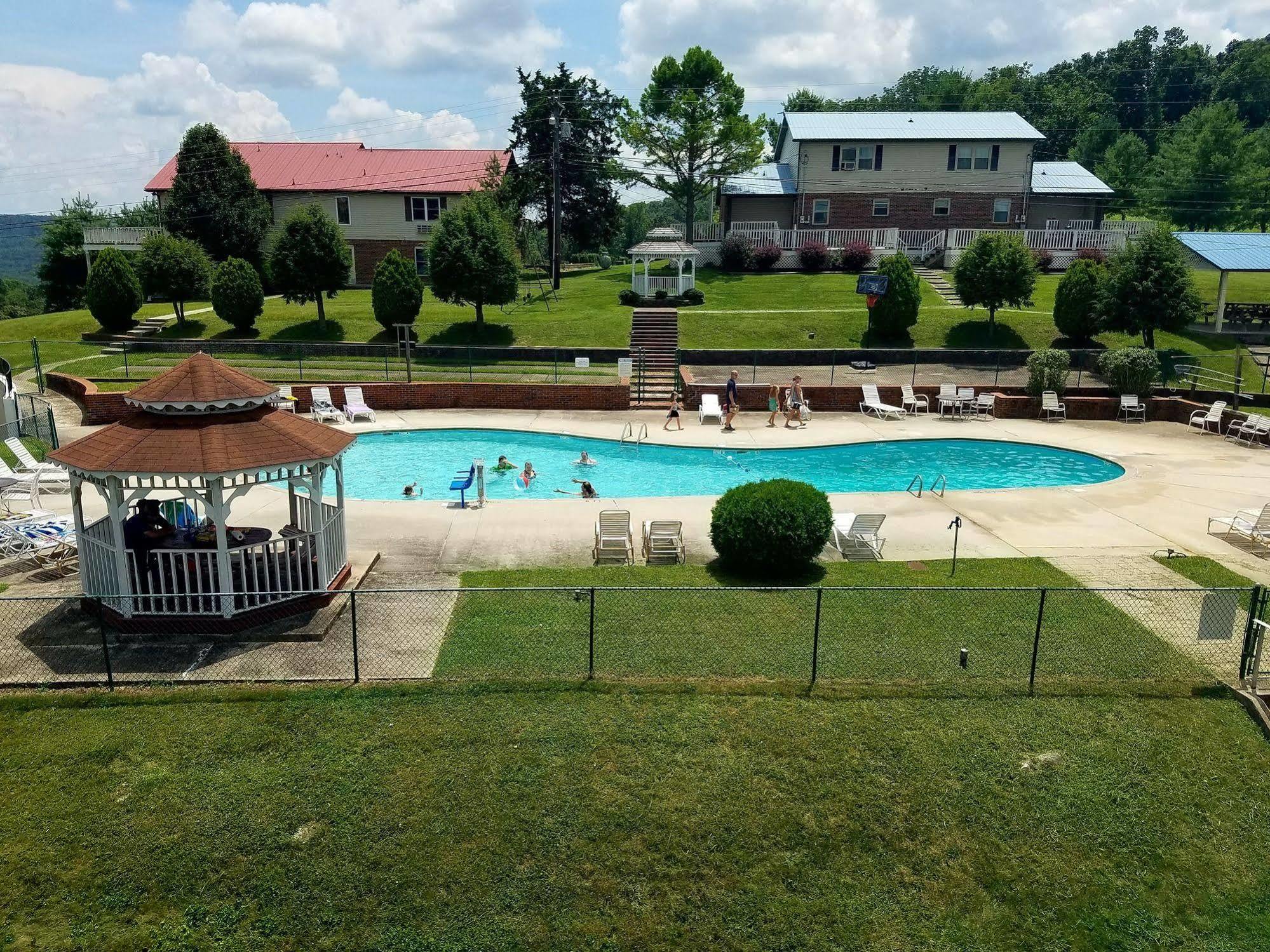 Baymont By Wyndham Cookeville Bagian luar foto